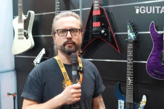 Daniel Kesler na stoisku ESP Guitar podczas Targów Guitar Expo 2026