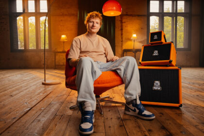Ed Sheeran i Outlowd ES Series (fot. Mitch Lowe)