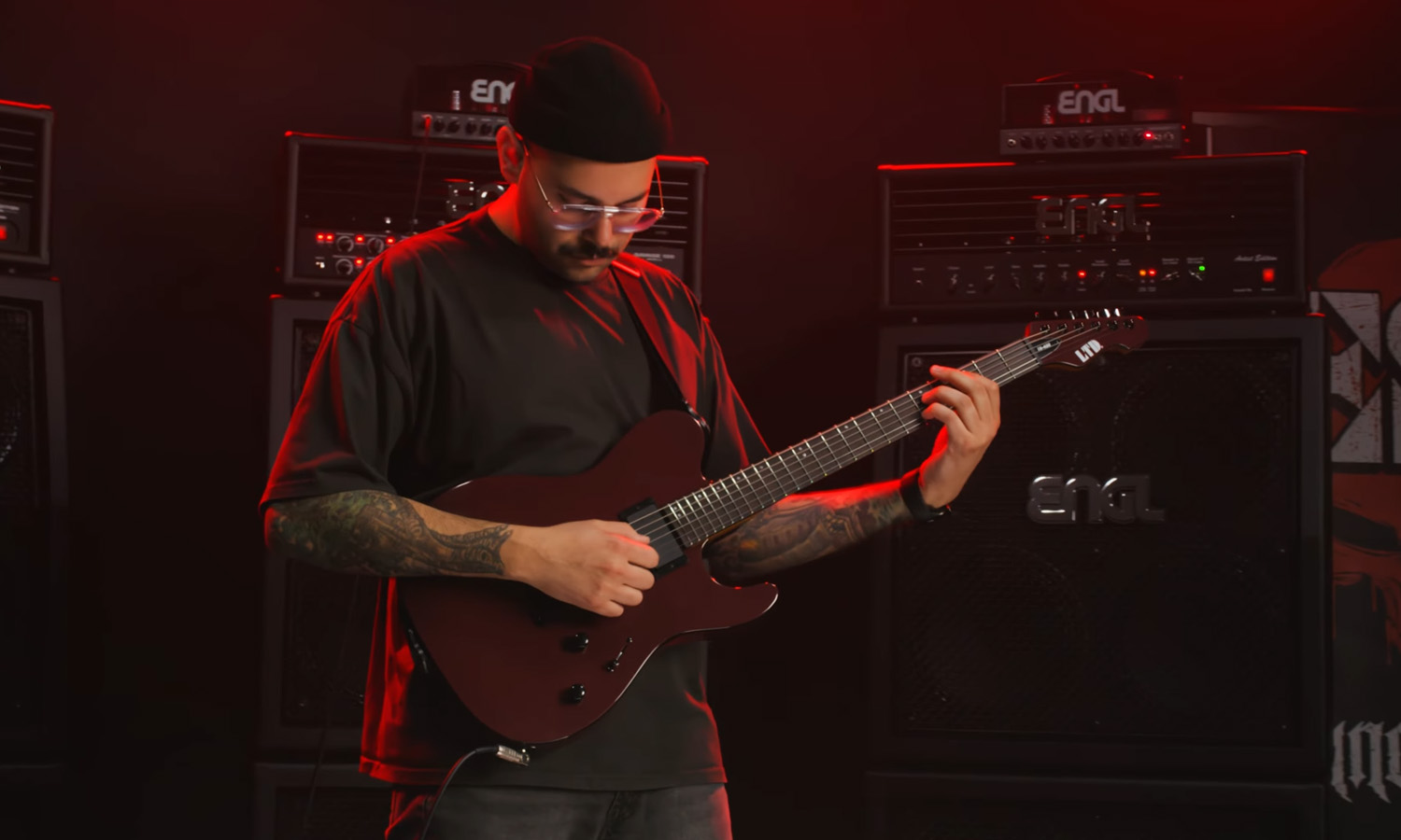 Rodney Dudum & LTD TH-400 Scarlet Metallic (fot. ESP Guitars)