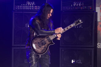 Luis Kalil & LTD EC-400QM (fot. ESP Guitars)